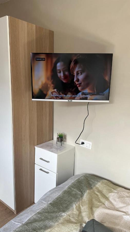 Salzinneschezsoi 3 Namen Buitenkant foto